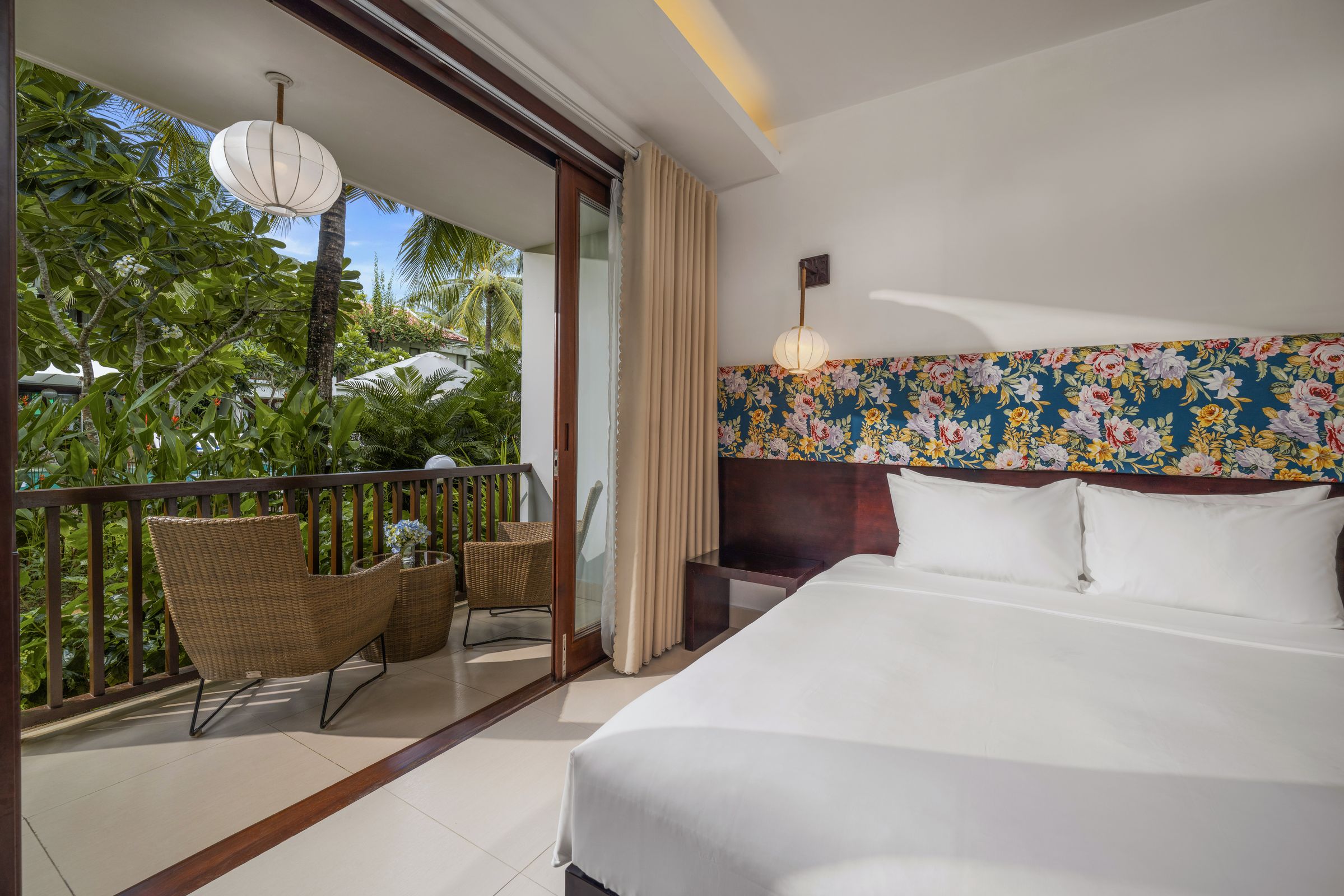 Double Deluxe Pool View