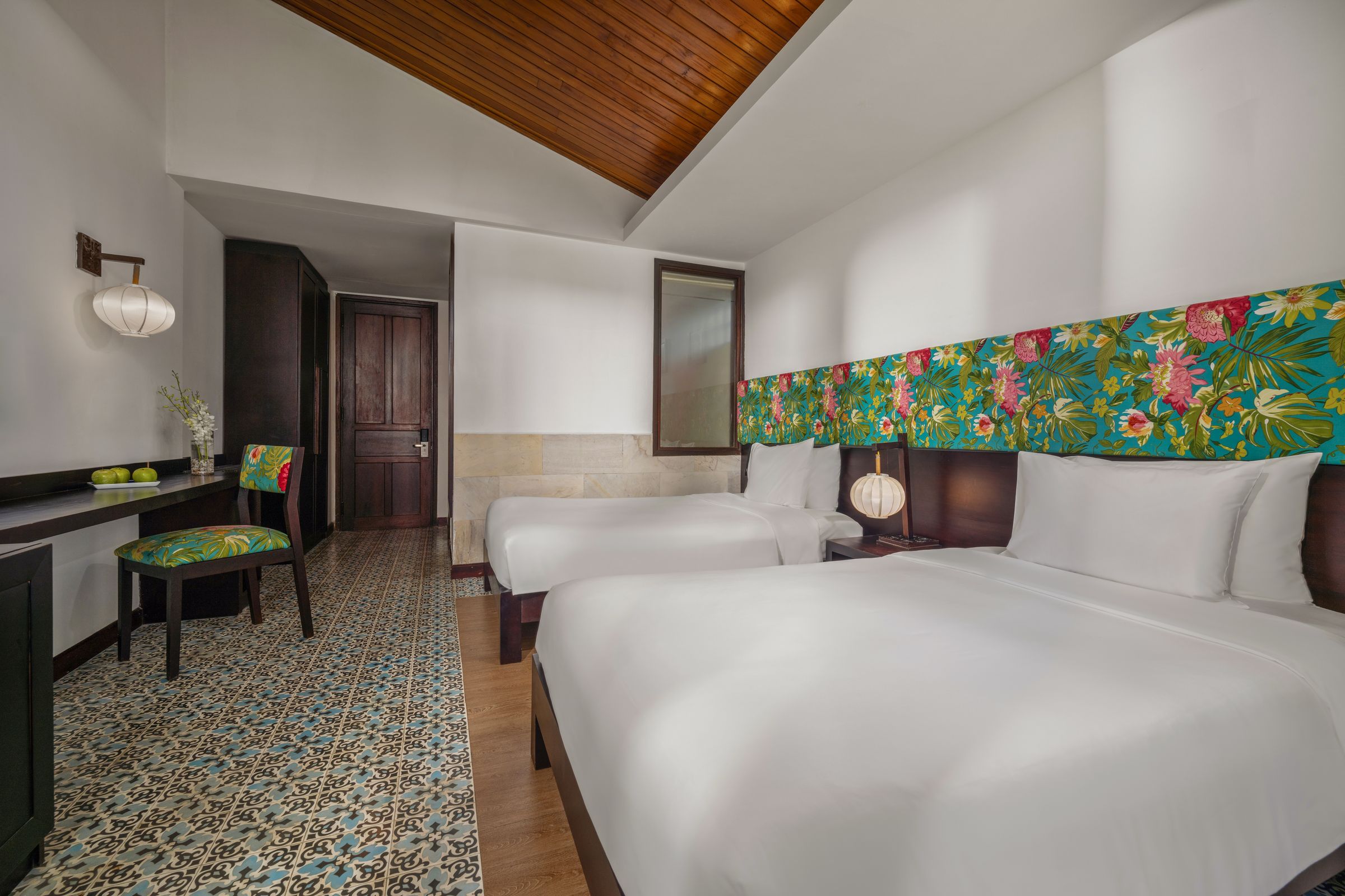 Twin Deluxe River View