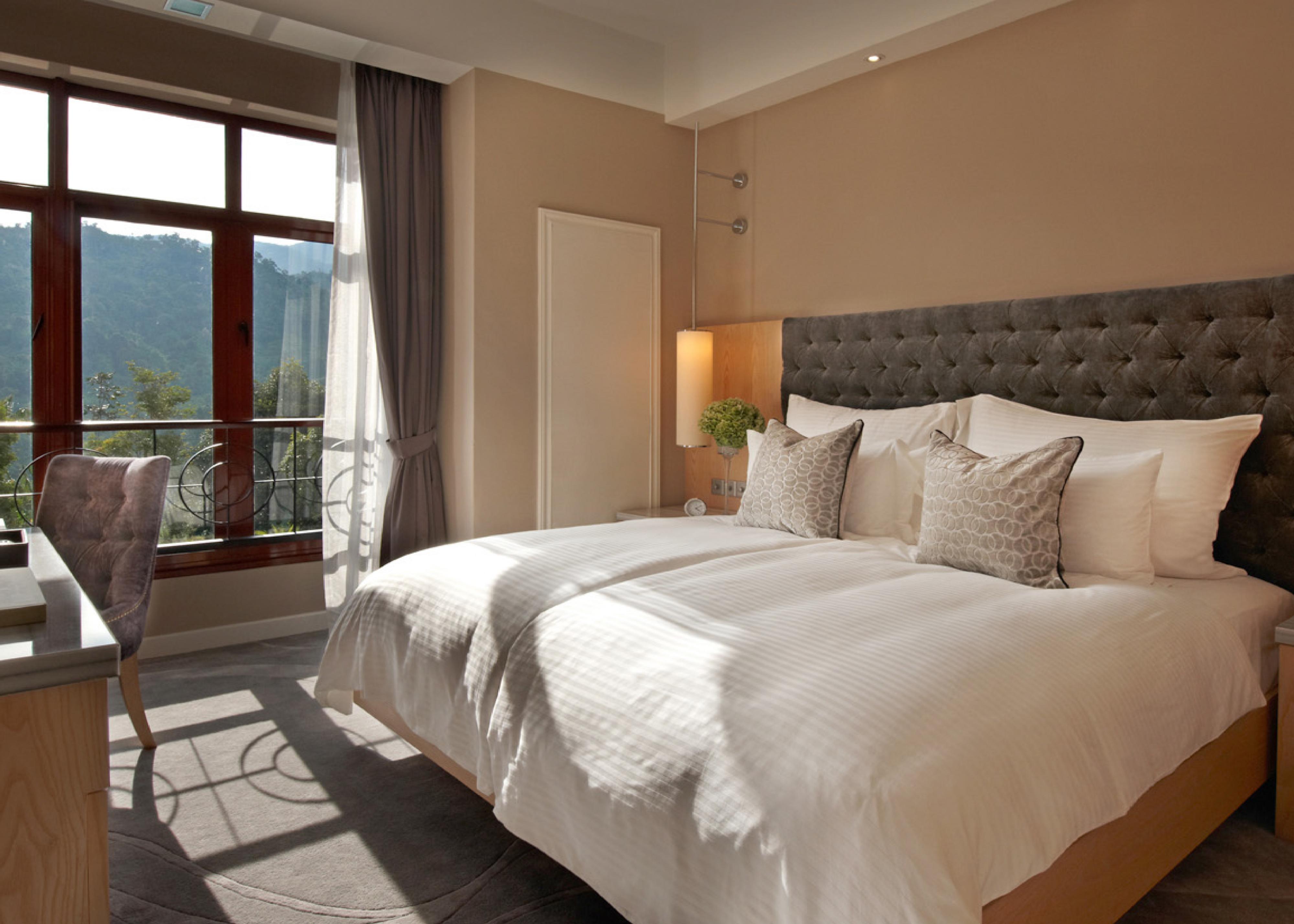 Double or Twin Deluxe