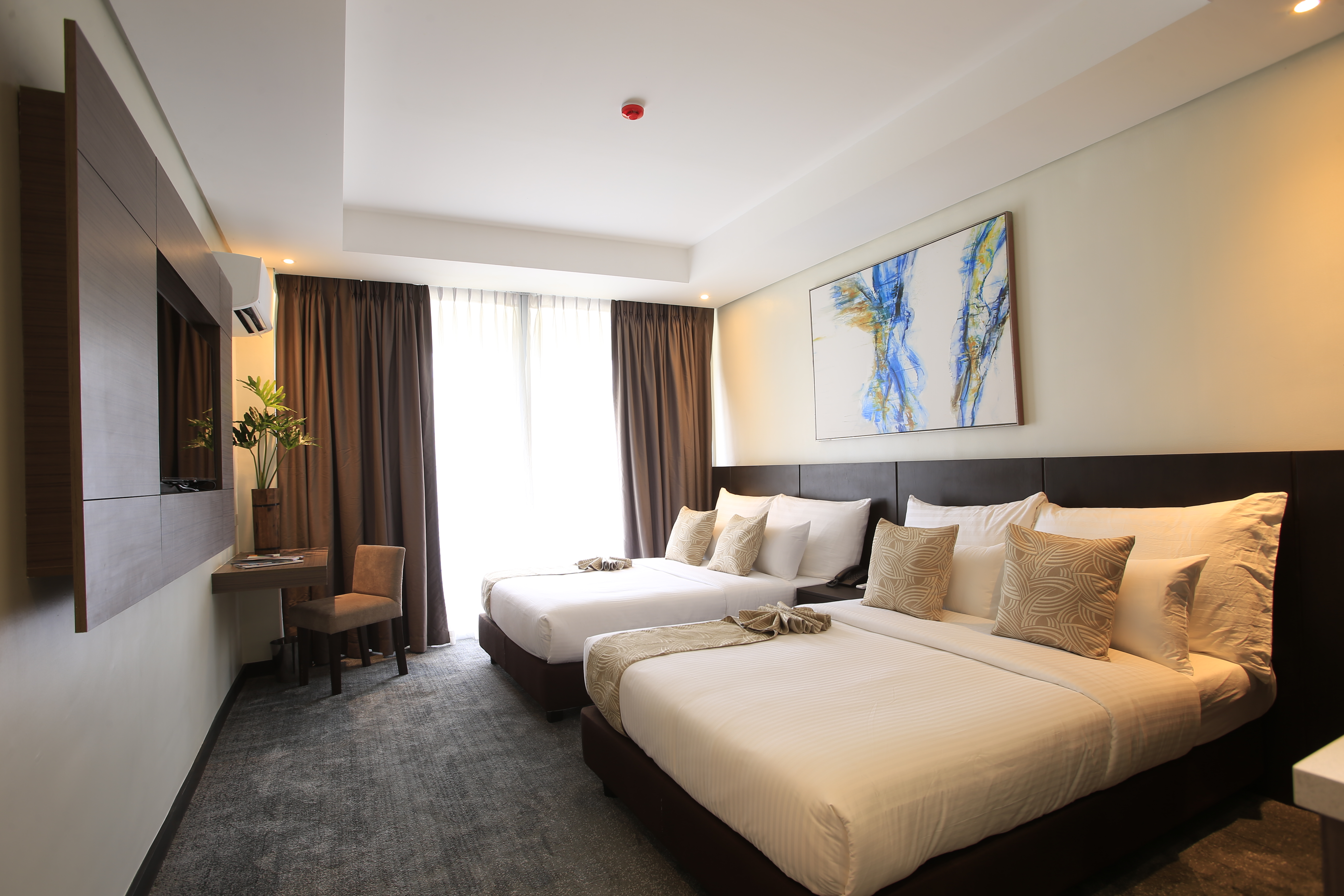 Double or Twin Deluxe