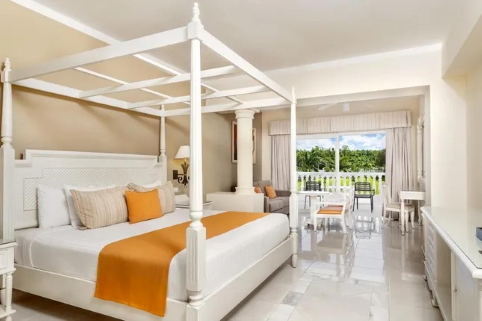 Junior Suite King Size Bed