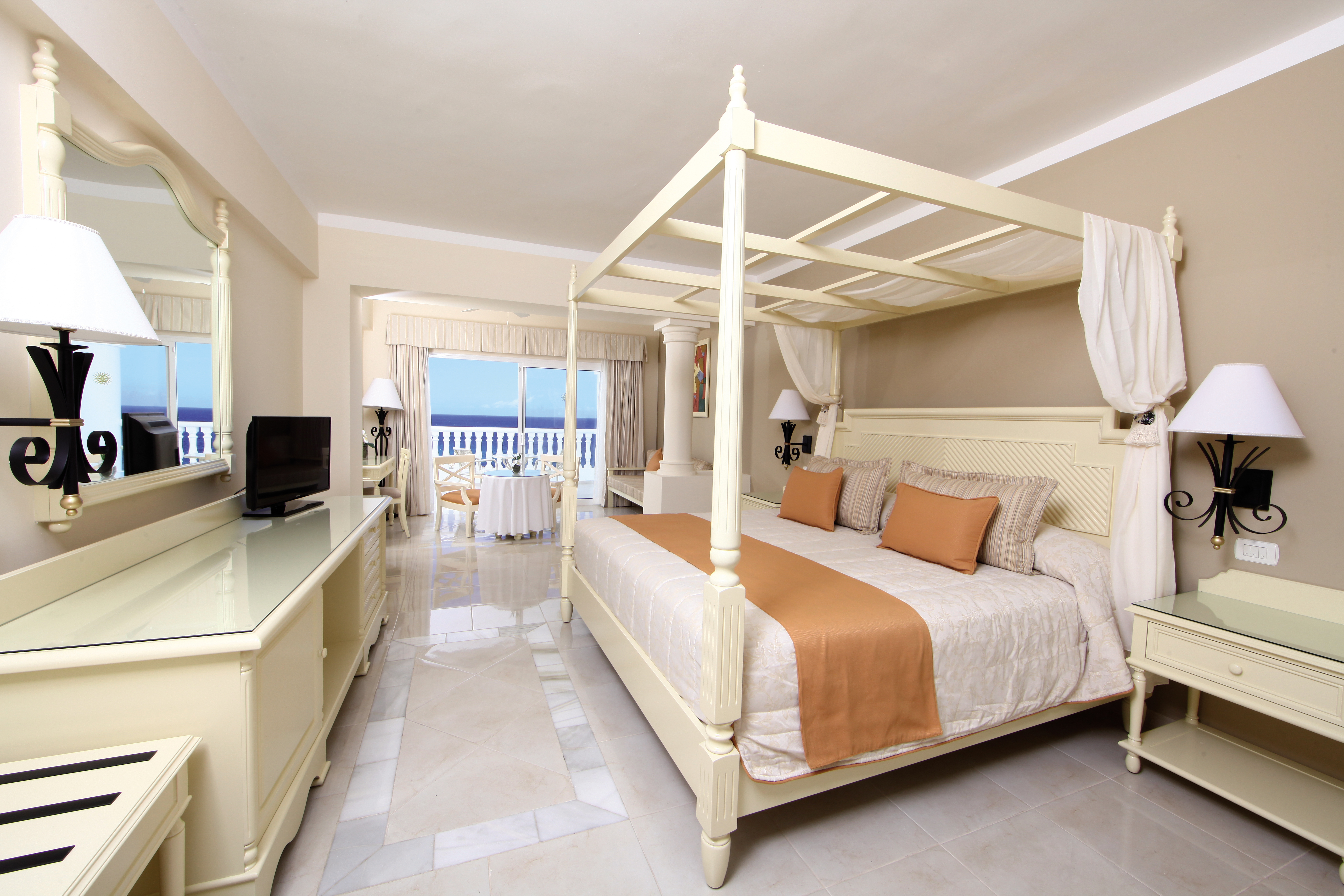 Junior Suite Ocean Front