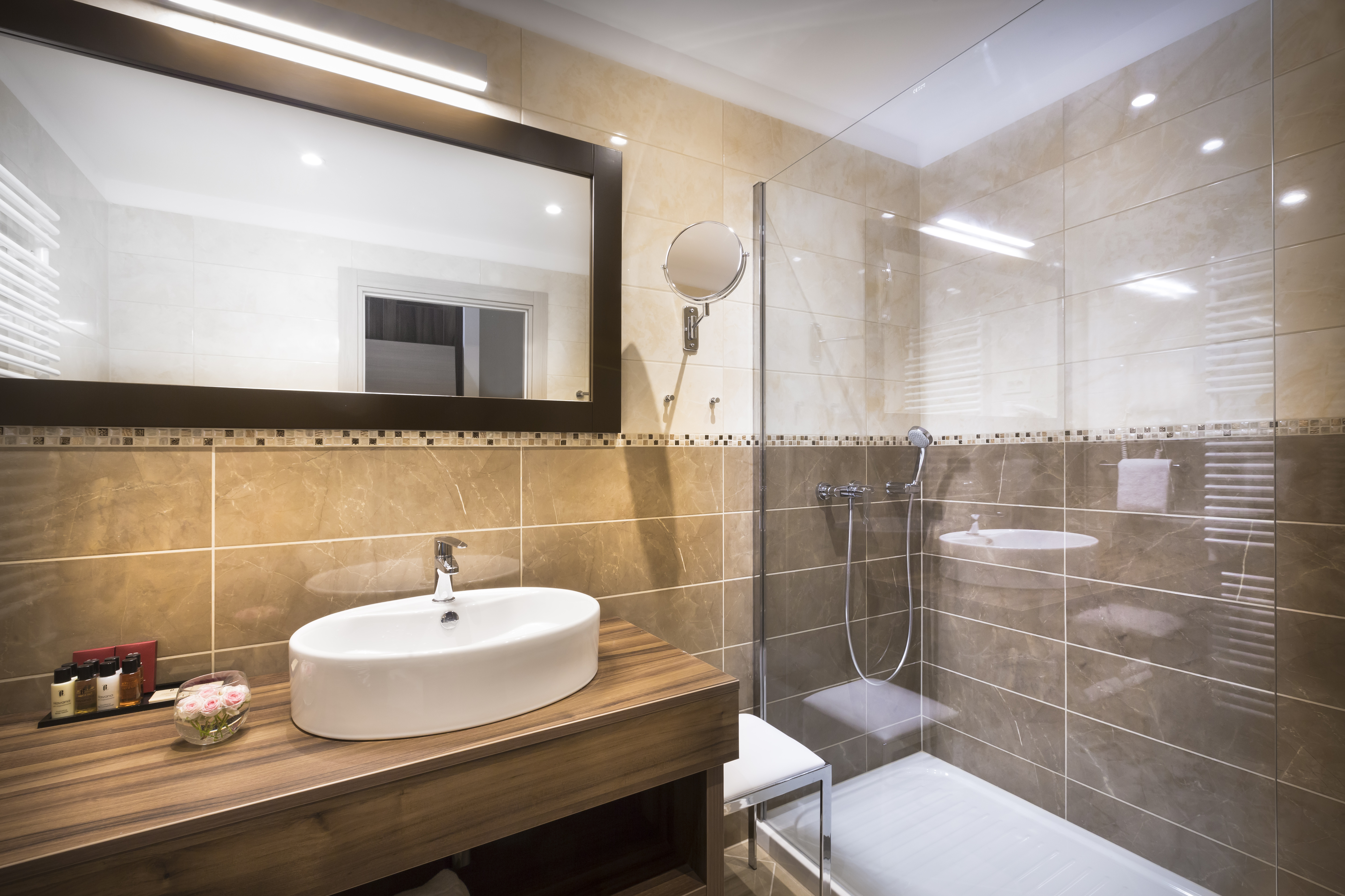 Twin Park View with Balcony