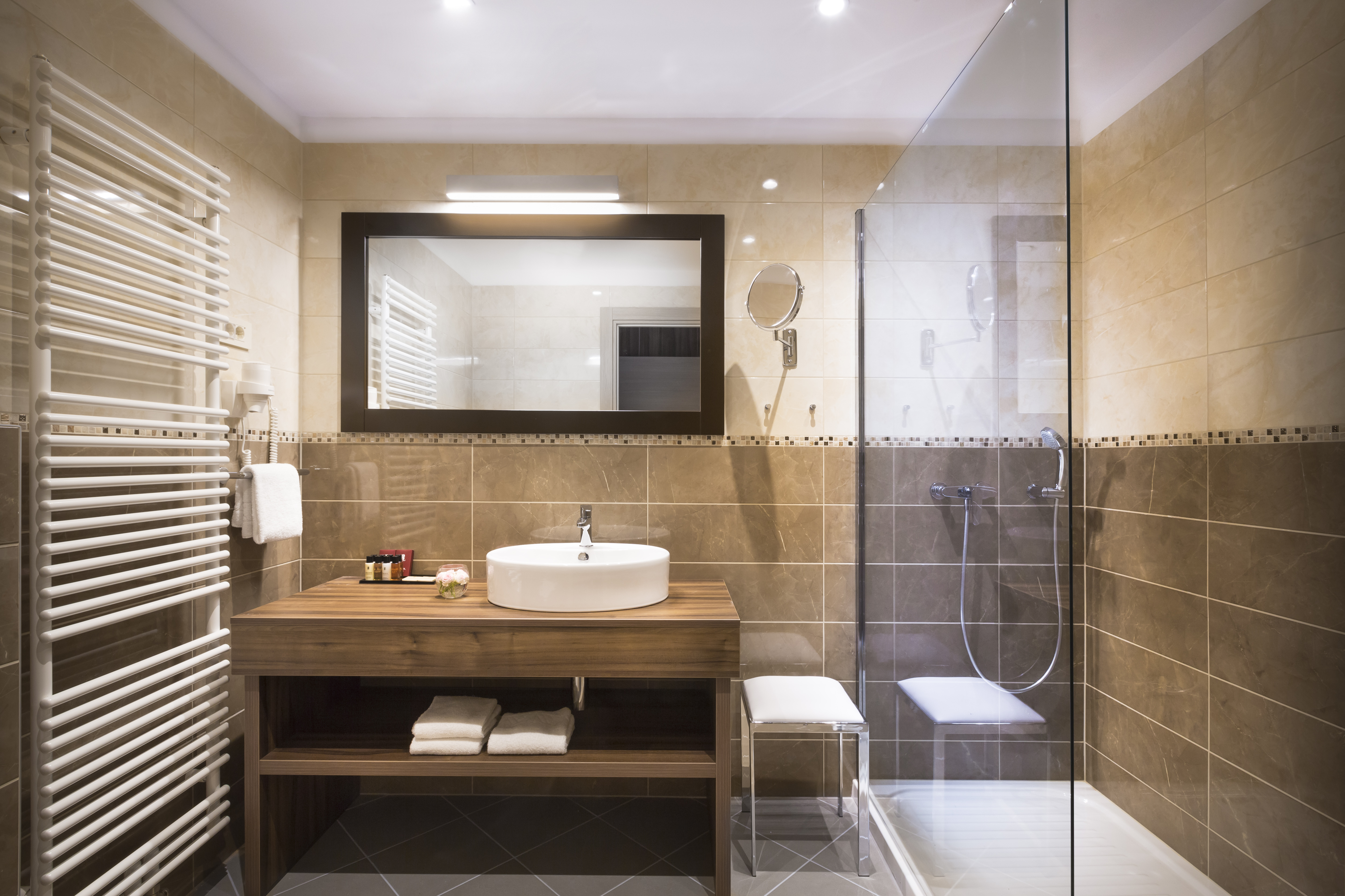 Twin Park View with Balcony