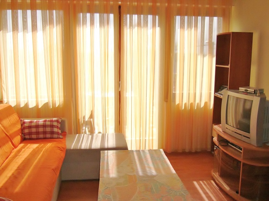 Apartment Capacity 6