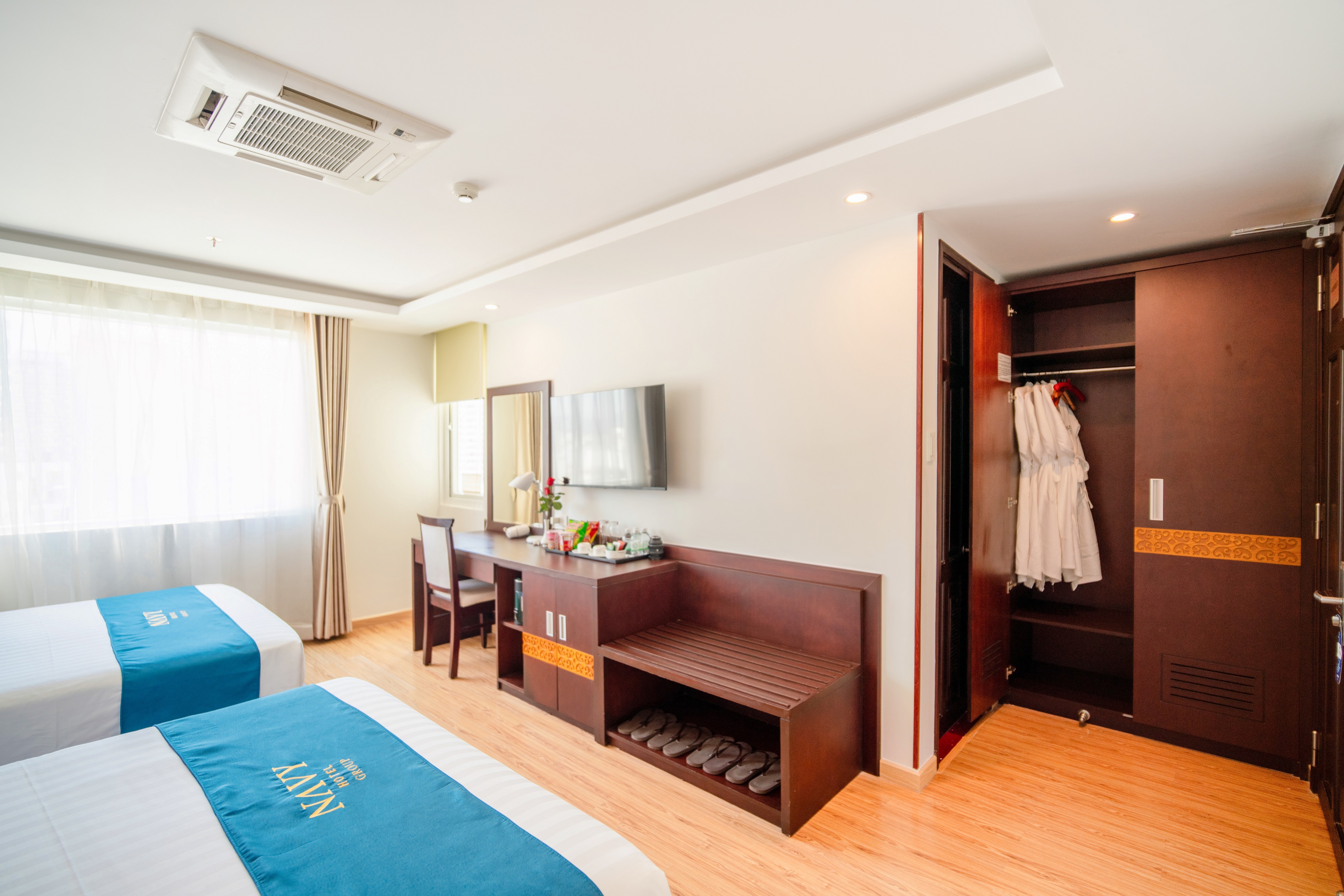 Family Room City View