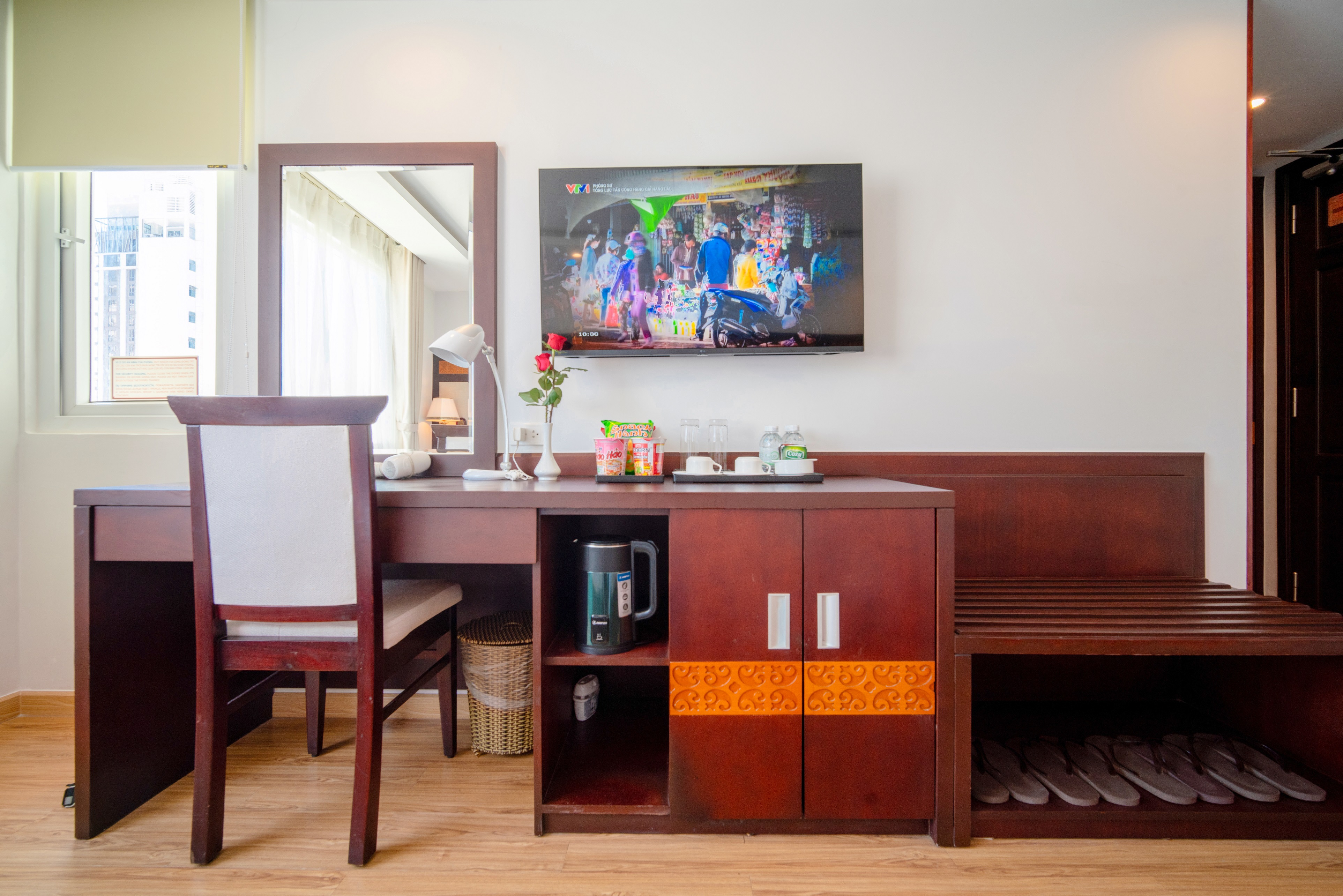 Family Room City View