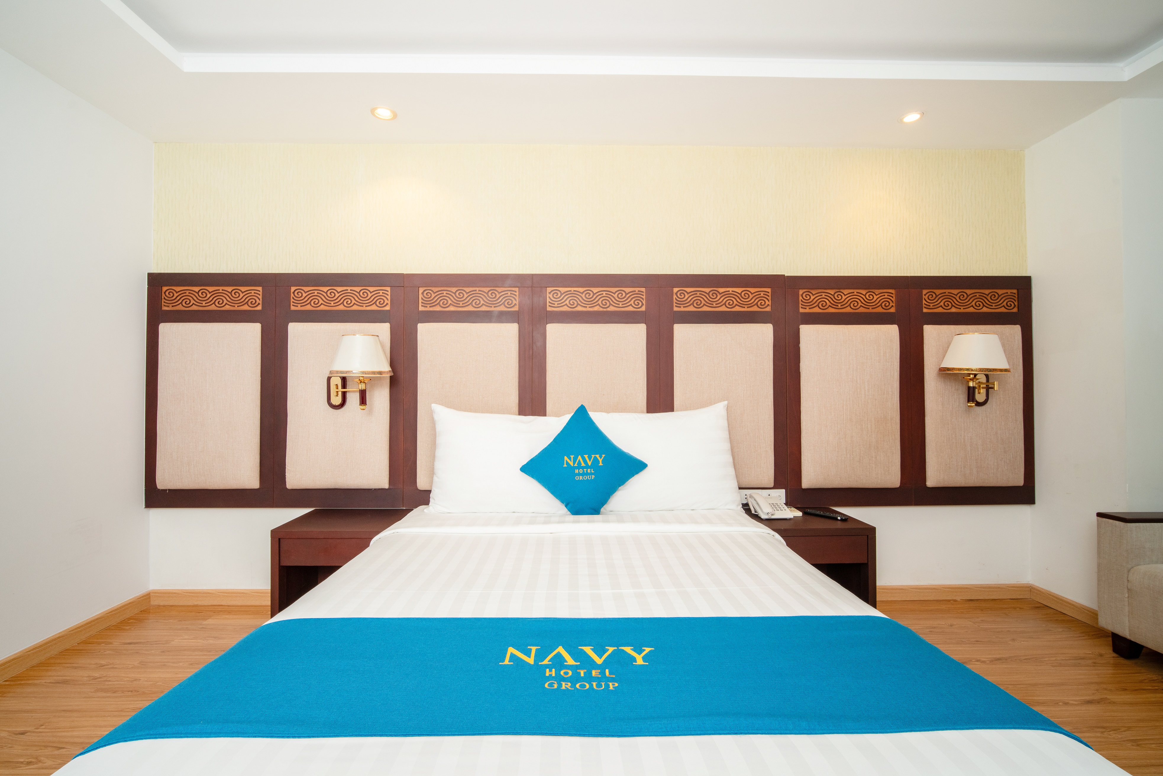 Double Inner-superior