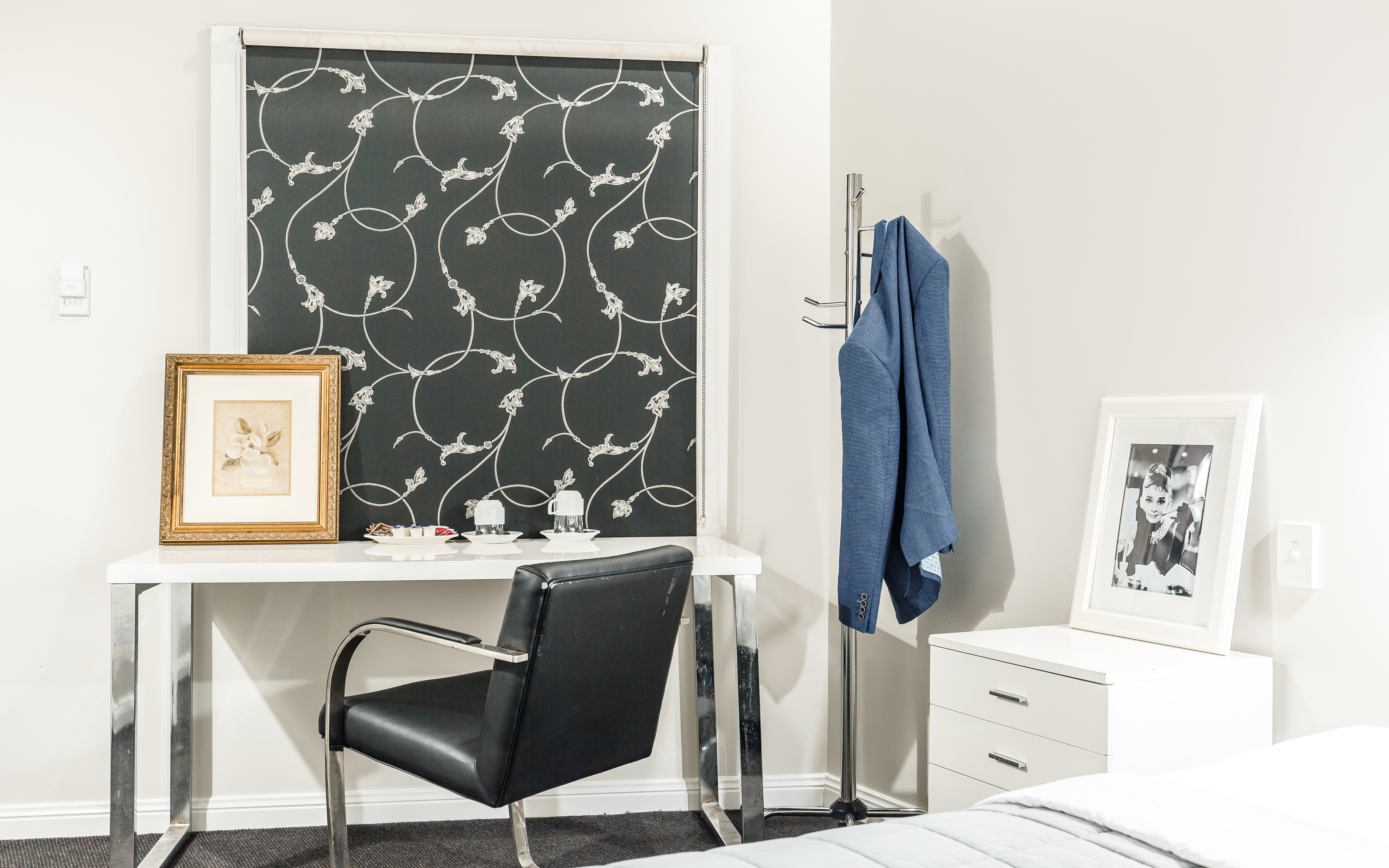 Double Queen Size Bed