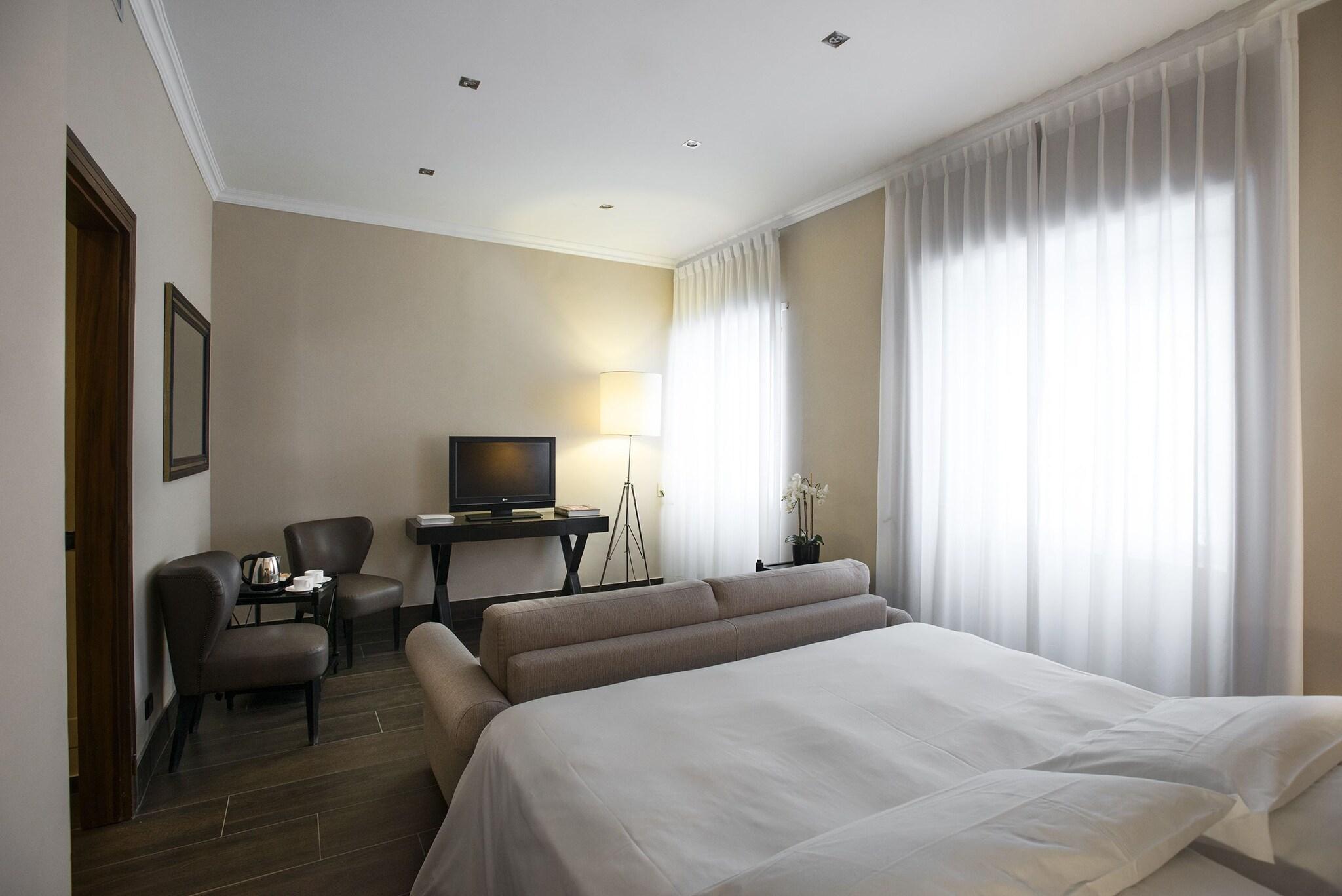 Suite King Bed Two Bedrooms