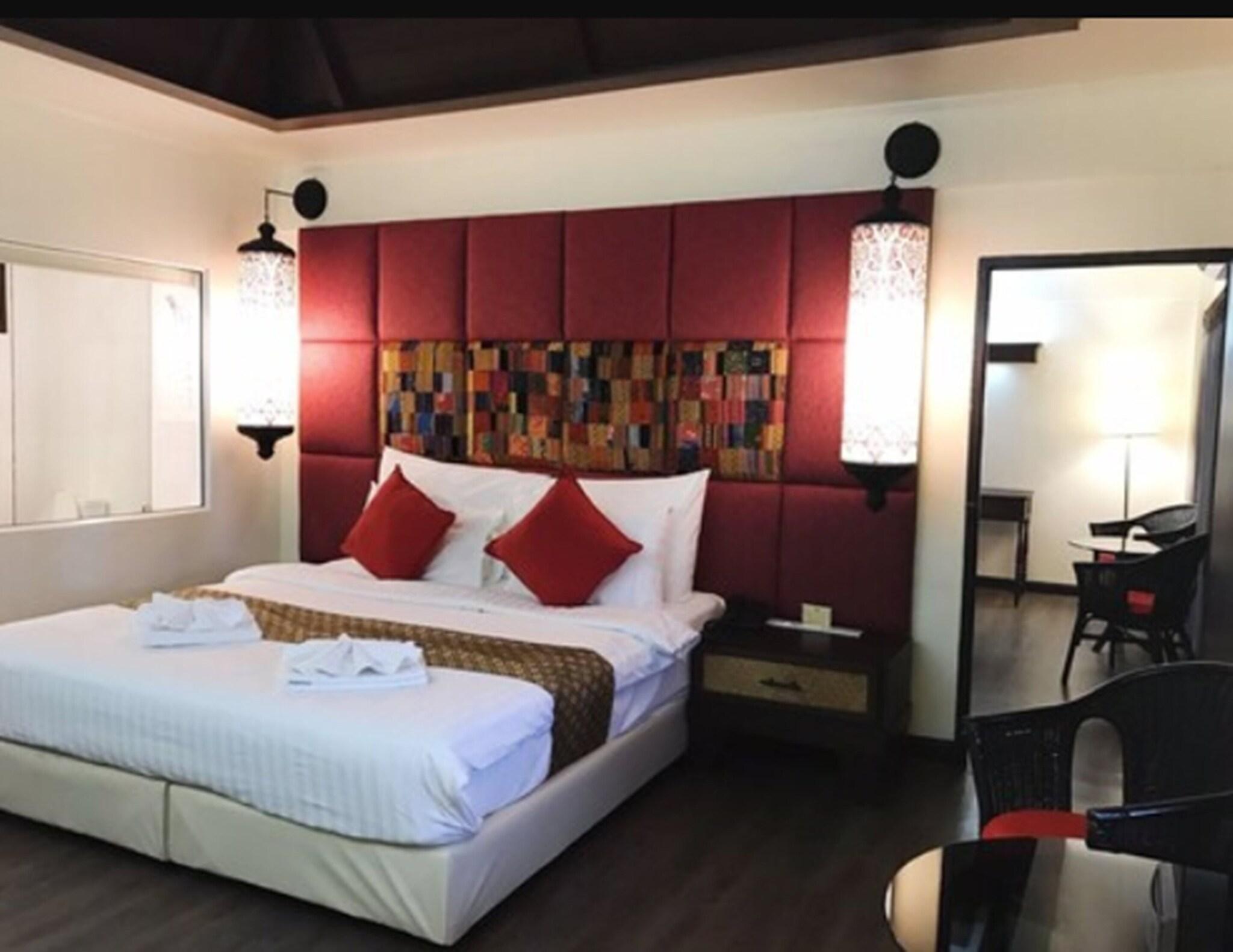 Family Room Three Beds