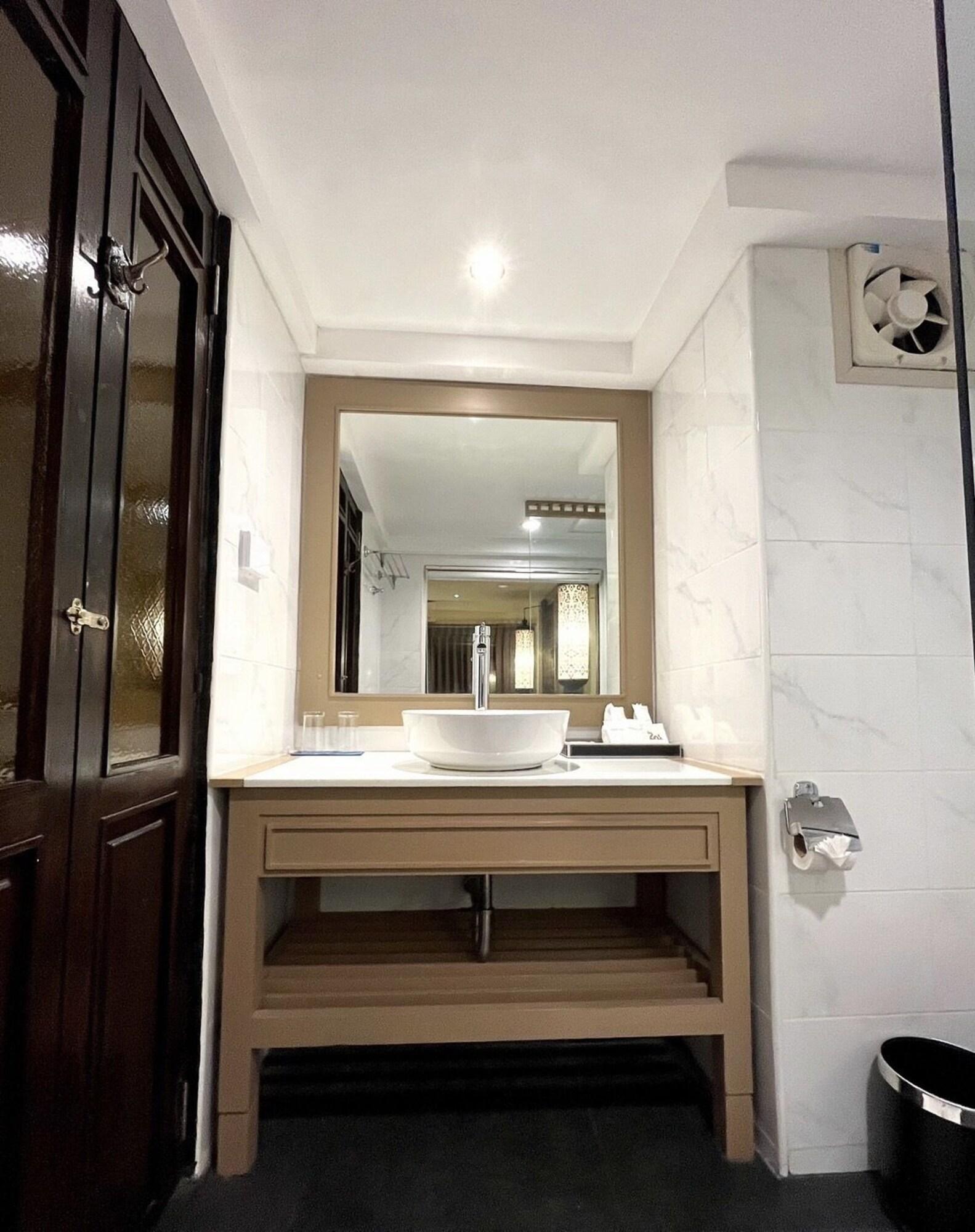 Family Room Three Beds