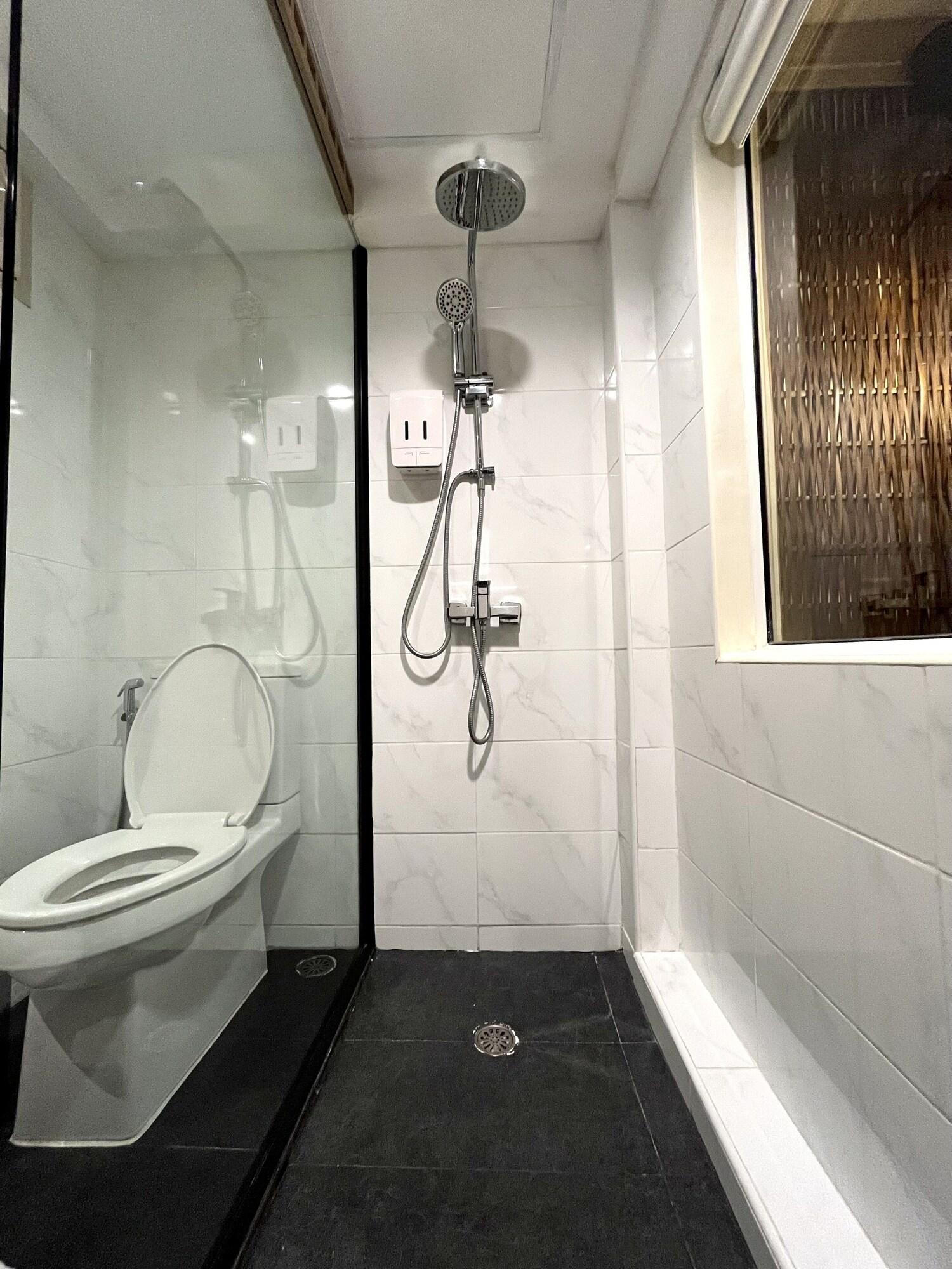 Family Room Three Beds