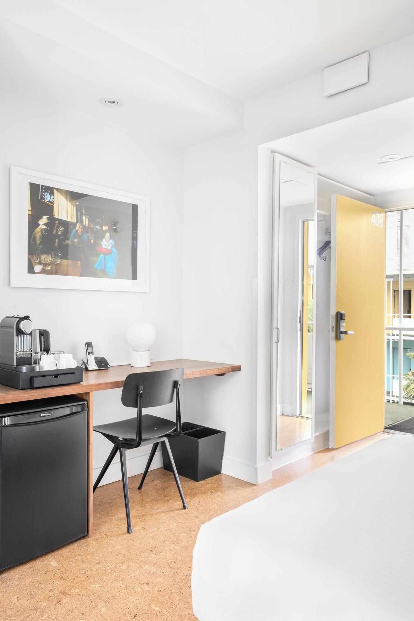 Double King Size Bed