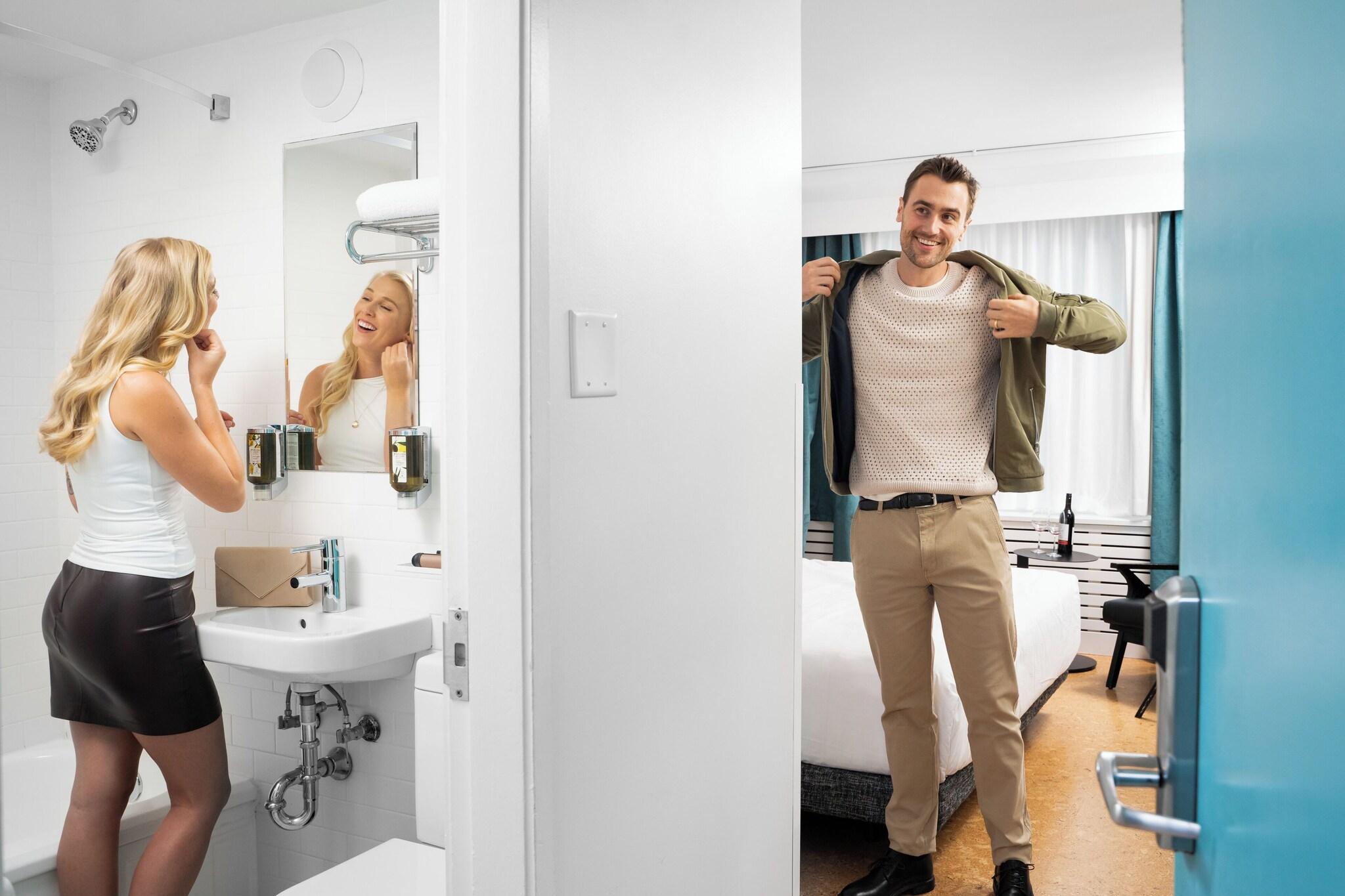 Double King Size Bed