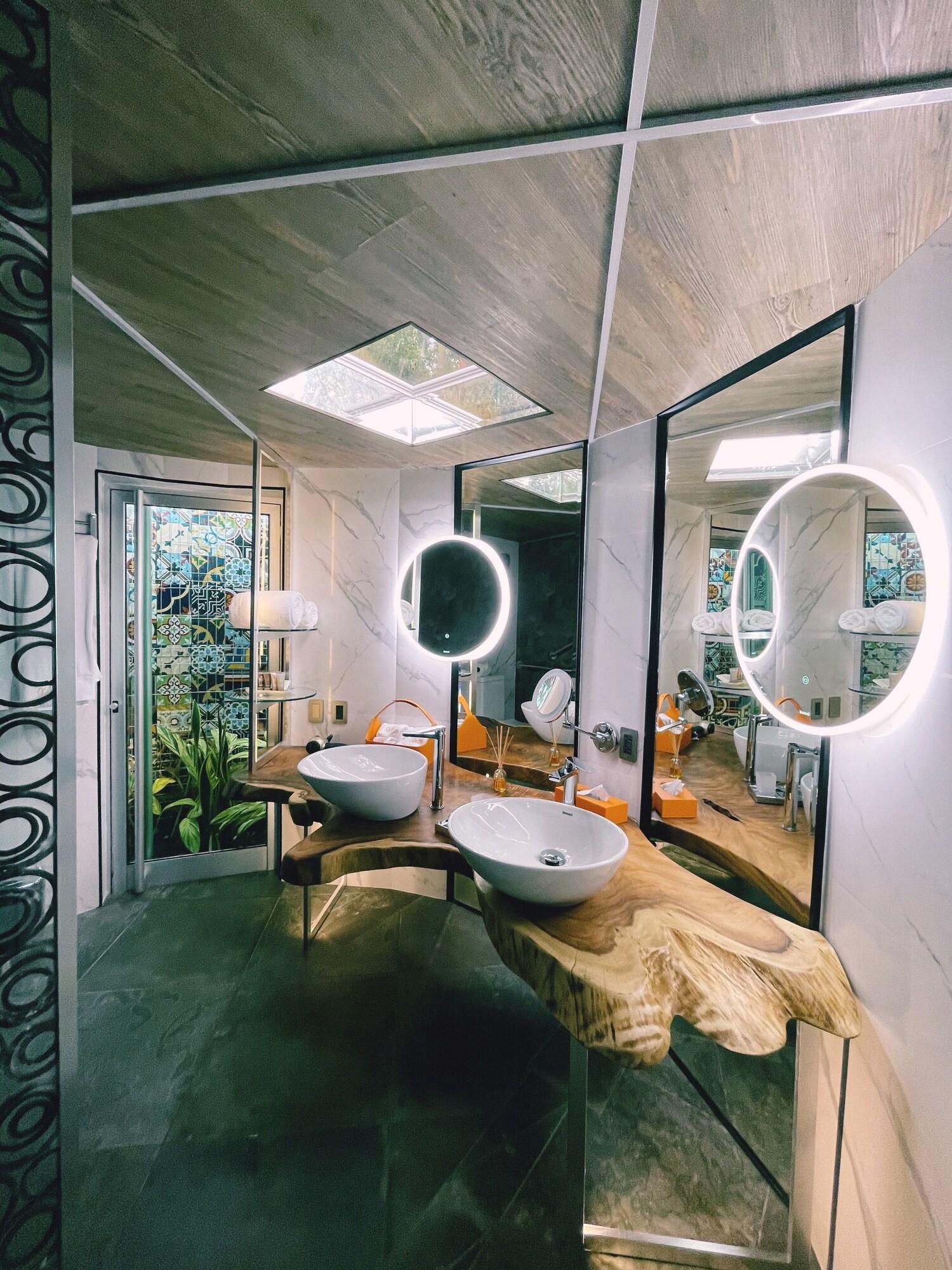 Apartment Deluxe King Bed