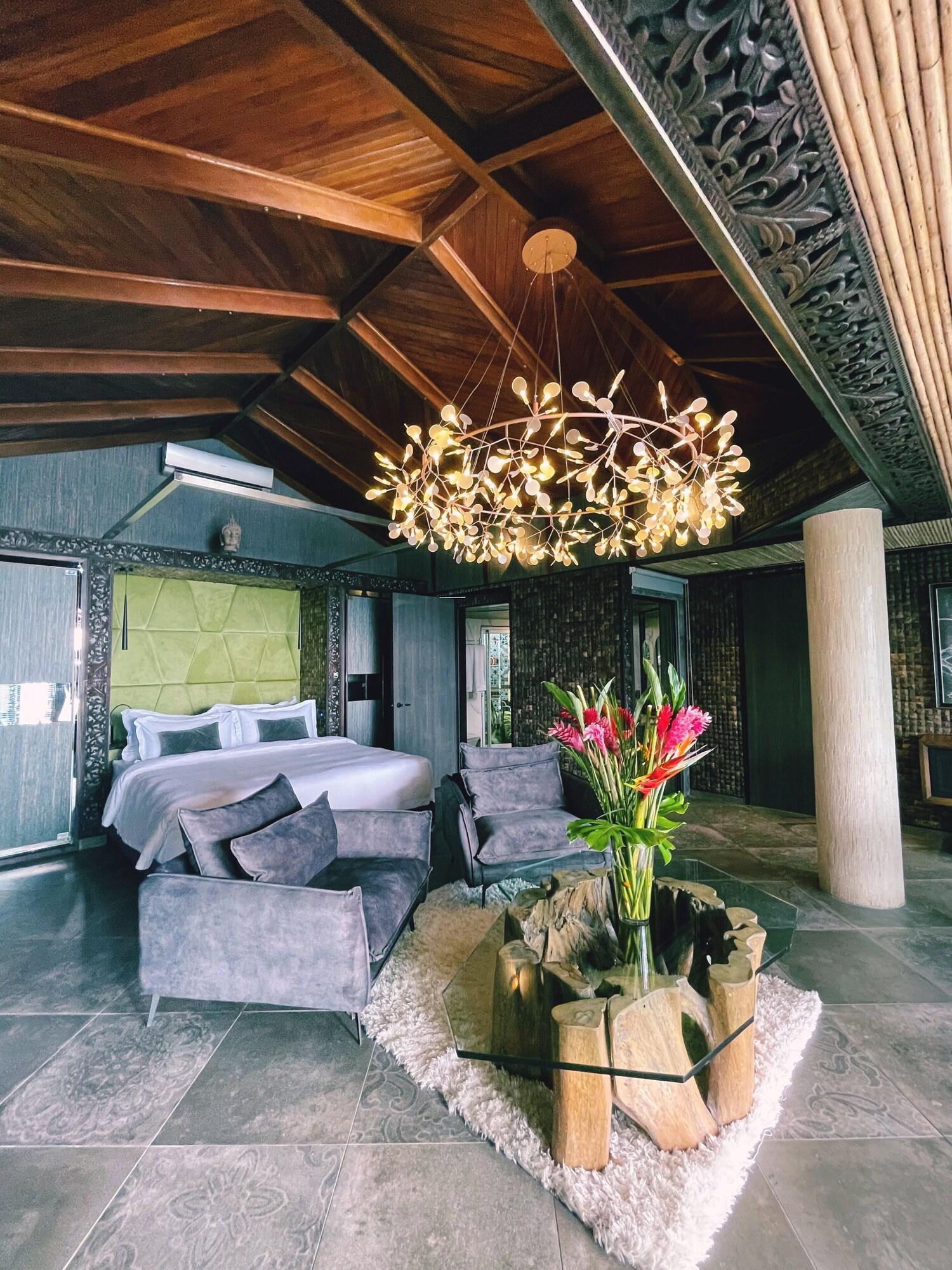 Apartment Deluxe King Bed