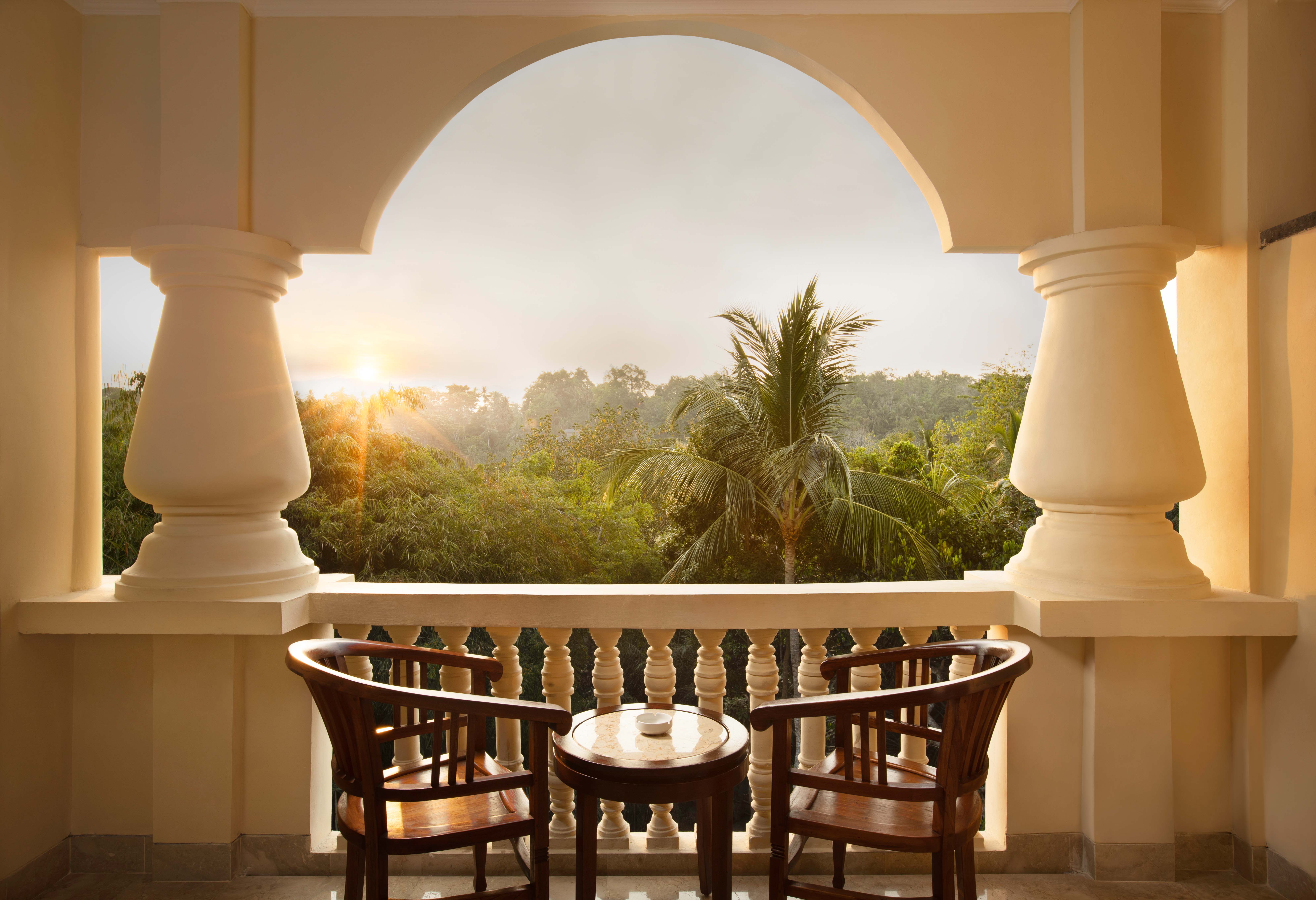 Double Deluxe King Bed