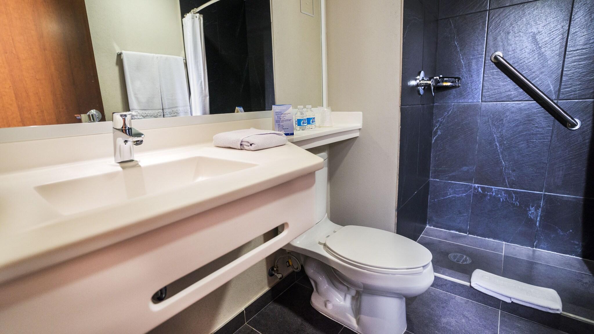 Double Queen Size Bed