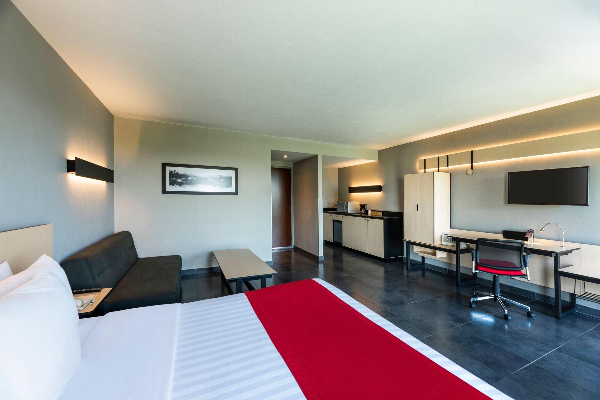 Double Superior Queen Bed